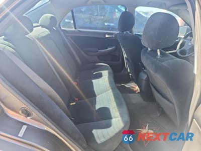 Zdjęcie 10 z 12 samochodu: 2006 HONDA ACCORD EX VIN:1HGCM56736A011002 - miniatura