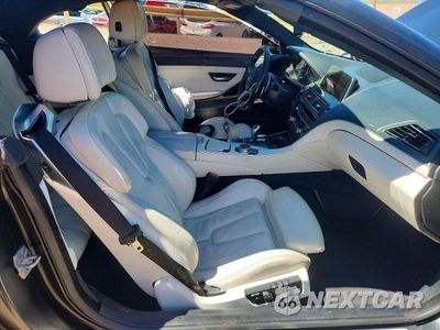 Zdjęcie 7 z 12 samochodu: 2017 BMW M6 VIN:WBS6G9C51HD932299 - miniatura