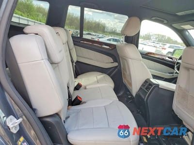 Zdjęcie 11 z 12 samochodu: 2015 MERCEDES-BENZ GL 450 4MATIC VIN:4JGDF6EE2FA464316 - miniatura