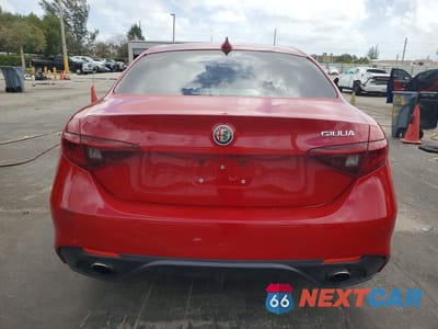 Zdjęcie 6 z 12 samochodu: 2019 ALFA ROMEO GIULIA VIN:ZARFAMAN4K7599798 - miniatura
