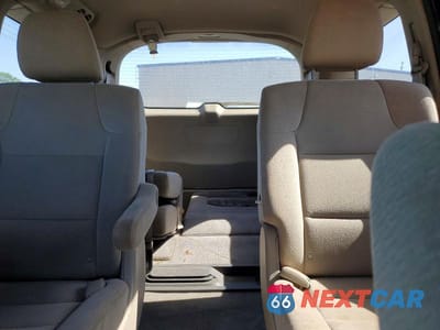 Zdjęcie 10 z 13 samochodu: 2011 HONDA ODYSSEY LX VIN:5FNRL5H27BB022471 - miniatura