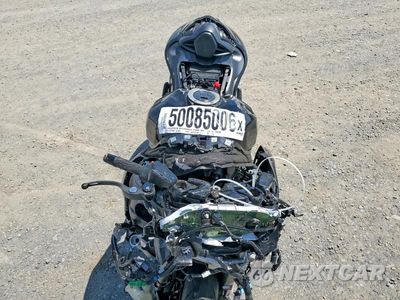 Piąte zdjęcie samochodu w środku: 2024 SUZUKI GSX1300 RR VIN:JS1EJ11B3R7101055 - miniatura