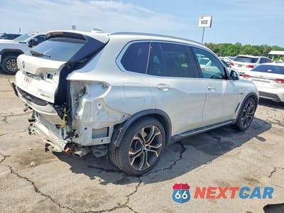 Trzecie zdjęcie samochodu z tyłu: 2023 BMW X5 XDRIVE45E VIN:5UXTA6C04P9R71998 - miniatura