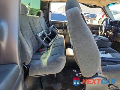 Zdjęcie 10 z 12 samochodu: 2004 CHEVROLET SILVERADO C1500 VIN:1GCEC19V24Z120062 - miniatura