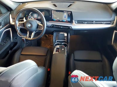 Zdjęcie 8 z 14 samochodu: 2023 BMW X1 XDRIVE28I VIN:WBX73EF0XP5Y06910 - miniatura
