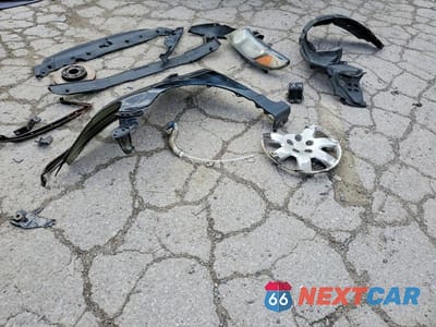 Zdjęcie 12 z 13 samochodu: 2010 HONDA CIVIC LX VIN:19XFA1F50AE028440 - miniatura