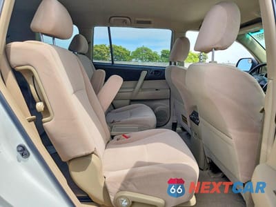 Zdjęcie 11 z 13 samochodu: 2009 TOYOTA HIGHLANDER BASE VIN:JTEES41A292142975 - miniatura