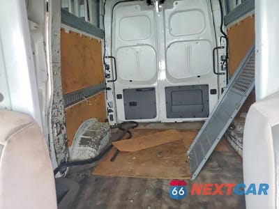 Zdjęcie 10 z 13 samochodu: 2013 NISSAN NV 2500 HD S VIN:1N6AF0LY7DN113275 - miniatura