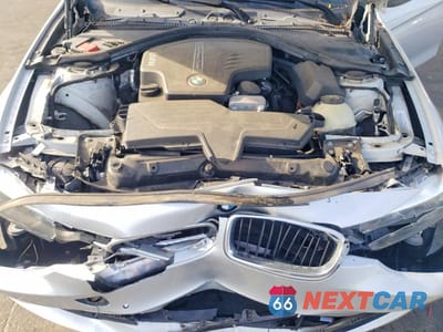 Zdjęcie 11 z 12 samochodu: 2015 BMW 320 I VIN:WBA3B1G5XFNT04055 - miniatura