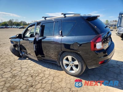 Drugie zdjęcie samochodu z przodu: 2017 JEEP COMPASS LATITUDE VIN:1C4NJDEB0HD100785 - miniatura