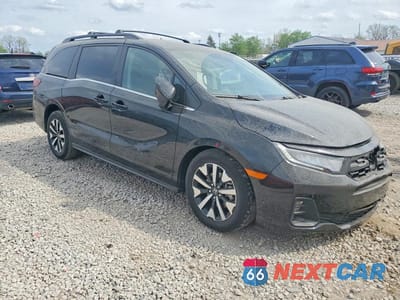 Czwarte zdjęcie samochodu z boku: 2025 HONDA ODYSSEY EXL VIN:5FNRL6H64SB000890 - miniatura