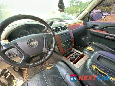 Zdjęcie 9 z 14 samochodu: 2007 CHEVROLET TAHOE K1500 VIN:1GNFK13057J391082 - miniatura