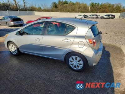 Drugie zdjęcie samochodu z przodu: 2012 TOYOTA PRIUS C TWO VIN:JTDKDTB39C1016878 - miniatura
