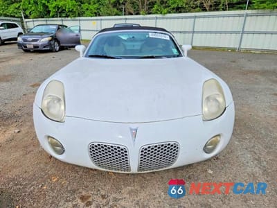 Piąte zdjęcie samochodu w środku: 2006 PONTIAC SOLSTICE VIN:1G2MB35B06Y117373 - miniatura