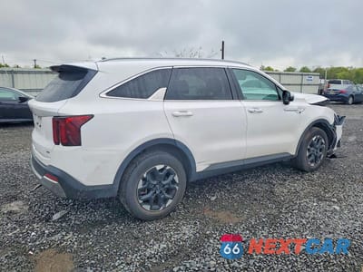 Trzecie zdjęcie samochodu z tyłu: 2024 KIA SORENTO S VIN:5XYRLDJC4RG275263 - miniatura