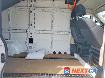 Zdjęcie 11 z 13 samochodu: 2018 RAM PROMASTER 2500 2500 HIGH VIN:3C6TRVCGXJE112975 - miniatura