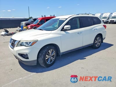 2018 NISSAN PATHFINDER S 5N1DR2MN1JC622238 - główne zdjęcie licytacji z USA - miniatura