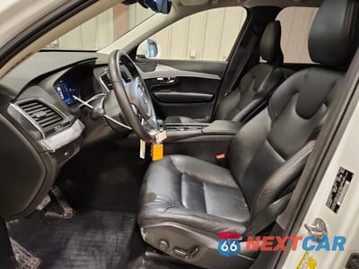 Zdjęcie 7 z 13 samochodu: 2023 VOLVO XC90 CORE VIN:YV4L12PV5P1962674 - miniatura