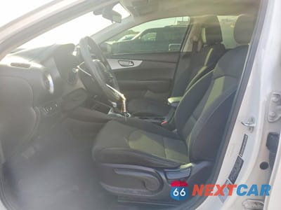 Zdjęcie 7 z 12 samochodu: 2022 KIA FORTE LXS VIN:3KPF24ADXNE428086 - miniatura