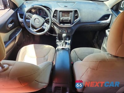 Zdjęcie 8 z 12 samochodu: 2018 JEEP CHEROKEE LATITUDE VIN:1C4PJLCB4JD590479 - miniatura