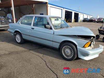 Czwarte zdjęcie samochodu z boku: 1981 BMW 320 I VIN:WBAAG3304B8010822 - miniatura