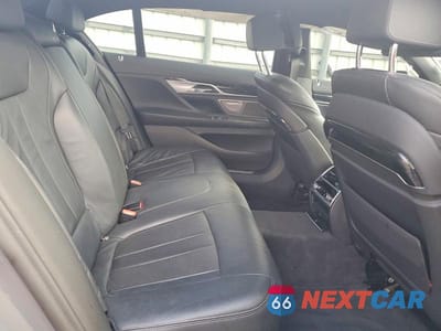Zdjęcie 10 z 12 samochodu: 2022 BMW 740 I VIN:WBA7T2C04NCH01241 - miniatura
