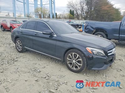 Czwarte zdjęcie samochodu z boku: 2016 MERCEDES-BENZ C 300 4MATIC VIN:55SWF4KB1GU111455 - miniatura