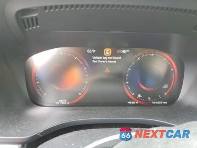 Zdjęcie 9 z 12 samochodu: 2021 VOLVO XC60 T5 MOMENTUM VIN:YV4102RKXM1682063 - miniatura