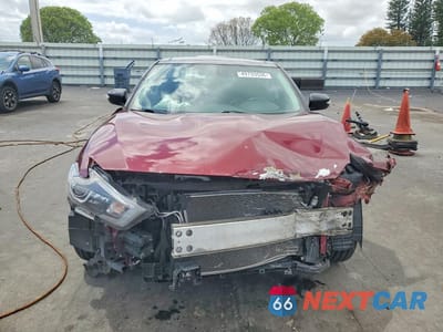 Piąte zdjęcie samochodu w środku: 2017 NISSAN MAXIMA 3.5 SL VIN:1N4AA6AP6HC416912 - miniatura