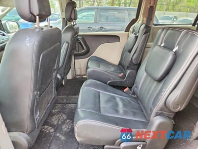 Zdjęcie 11 z 13 samochodu: 2016 CHRYSLER TOWN & COUNTRY VIN:2C4RC1BGXGR173362 - miniatura