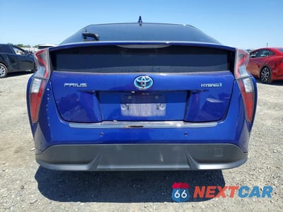 Zdjęcie 6 z 12 samochodu: 2018 TOYOTA PRIUS FOUR TOURING VIN:JTDKARFU0J3057545 - miniatura