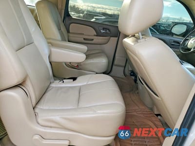 Zdjęcie 11 z 12 samochodu: 2010 GMC YUKON XL K1500 SLT VIN:1GKUKKE33AR281903 - miniatura