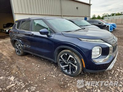 Czwarte zdjęcie samochodu z boku: 2023 MITSUBISHI OUTLANDER SE VIN:JA4J4UA81PZ024733 - miniatura