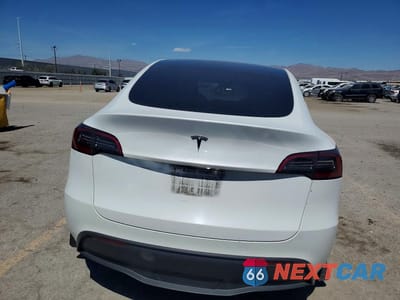 Zdjęcie 6 z 12 samochodu: 2023 TESLA MODEL Y VIN:7SAYGAEE8PF661248 - miniatura