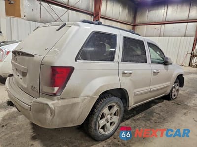 Trzecie zdjęcie samochodu z tyłu: 2005 JEEP GRAND CHEROKEE LIMITED VIN:1J4HR58215C531039 - miniatura