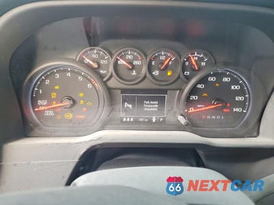 Zdjęcie 9 z 11 samochodu: 2024 CHEVROLET SILVERADO K1500 VIN:1GCUDAED7RZ183672 - miniatura