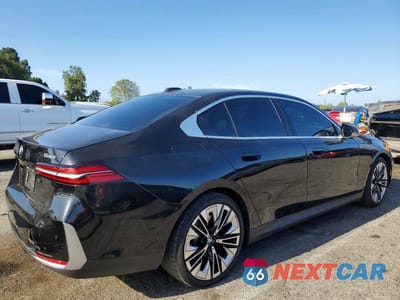 Trzecie zdjęcie samochodu z tyłu: 2024 BMW 530 I VIN:WBA43FJ02RCS94651 - miniatura