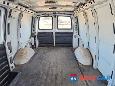 Zdjęcie 10 z 13 samochodu: 2015 CHEVROLET EXPRESS G3500 DELIVERY VAN VIN:1GCZGTCF9F1265572 - miniatura