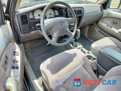 Zdjęcie 8 z 12 samochodu: 2003 TOYOTA TACOMA XTRACAB PRERUNNER VIN:5TESN92N13Z258698 - miniatura
