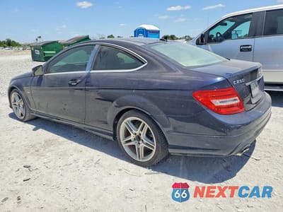 Drugie zdjęcie samochodu z przodu: 2012 MERCEDES-BENZ C 250 VIN:WDDGJ4HB3CF746345 - miniatura