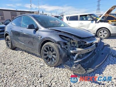 Czwarte zdjęcie samochodu z boku: 2024 TESLA MODEL Y VIN:7SAYGDED0RF083822 - miniatura