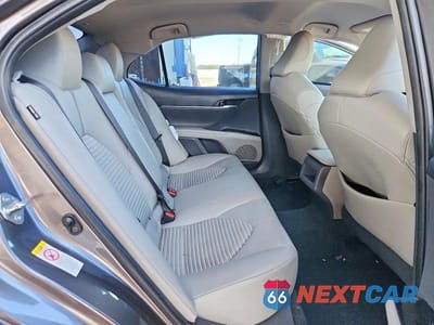 Zdjęcie 10 z 12 samochodu: 2018 TOYOTA CAMRY SE VIN:4T1B11HKXJU551950 - miniatura