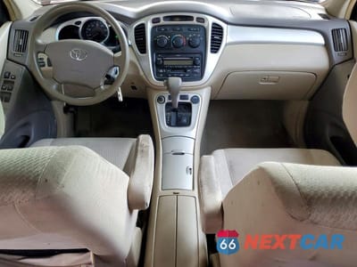 Zdjęcie 8 z 12 samochodu: 2006 TOYOTA HIGHLANDER BASE VIN:JTEDD21A960139427 - miniatura