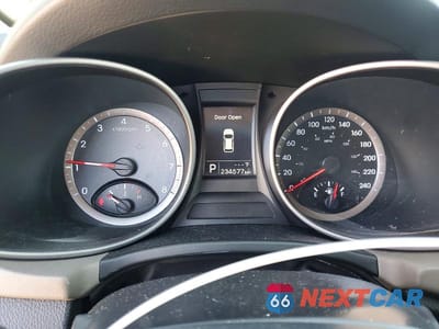 Zdjęcie 9 z 13 samochodu: 2014 HYUNDAI SANTA FE SPORT 2.4L VIN:5XYZT3LB2EG178071 - miniatura