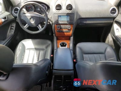 Zdjęcie 8 z 13 samochodu: 2006 MERCEDES-BENZ ML 350 VIN:4JGBB86E86A009855 - miniatura