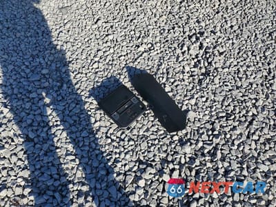 Zdjęcie 13 z 13 samochodu: 2025 TOYOTA 4RUNNER SR5 VIN:JTEVA5BRXS5009530 - miniatura