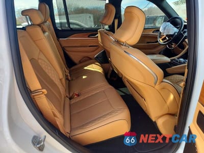 Zdjęcie 10 z 12 samochodu: 2022 JEEP GRAND CHEROKEE SUMMIT VIN:1C4RJHEG9N8551786 - miniatura
