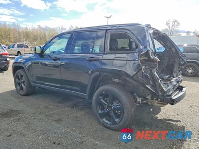 Drugie zdjęcie samochodu z przodu: 2023 JEEP GRAND CHEROKEE LIMITED VIN:1C4RJHBG8PC504821 - miniatura