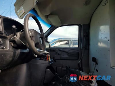 Zdjęcie 7 z 12 samochodu: 2004 CHEV EXPRESS G3500 VIN:1GBHG31U241212274 - miniatura