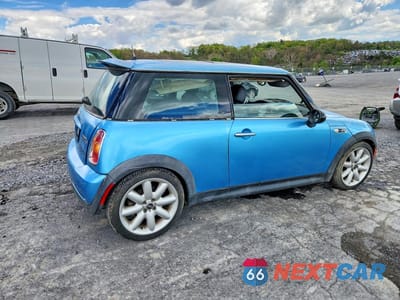 Trzecie zdjęcie samochodu z tyłu: 2003 MINI COOPER S VIN:WMWRE33413TD58641 - miniatura